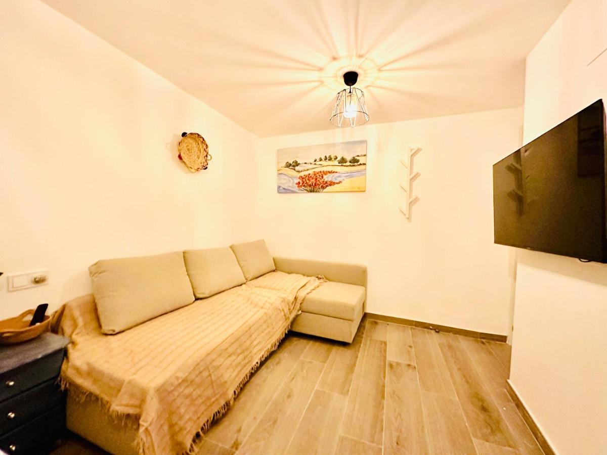 Sol Apartamentos Malaga Centro Экстерьер фото